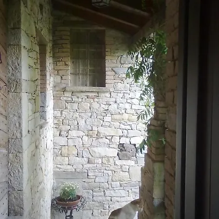 Monpoupon Bed and Breakfast 3*